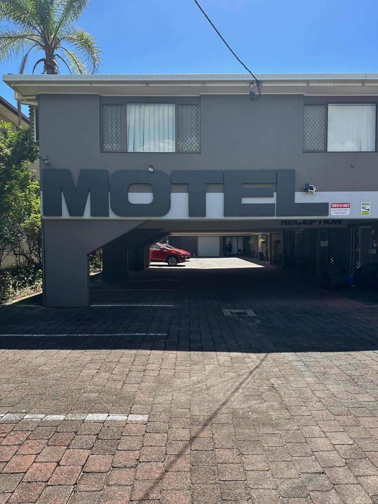 Gold Coast Airport Motel - Only 300 Meters To Airport Terminal Exterior photo